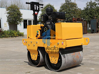 使用小型壓路機(jī)碾壓路基有哪些要求呢？