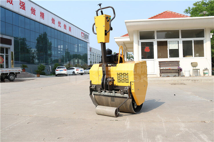 天氣轉(zhuǎn)冷,小型壓路機(jī)為什么會(huì)出現(xiàn)不能啟動(dòng)的情況？