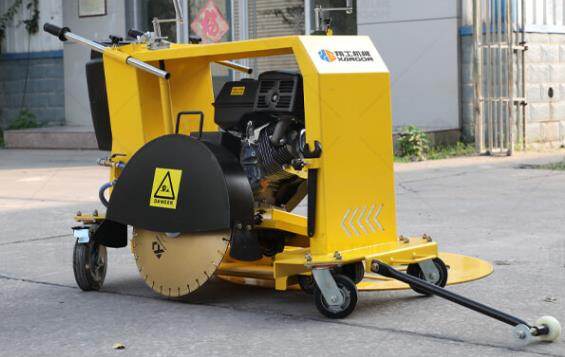 井蓋切割機(jī)，讓您走路開車不在咯噔咯噔響